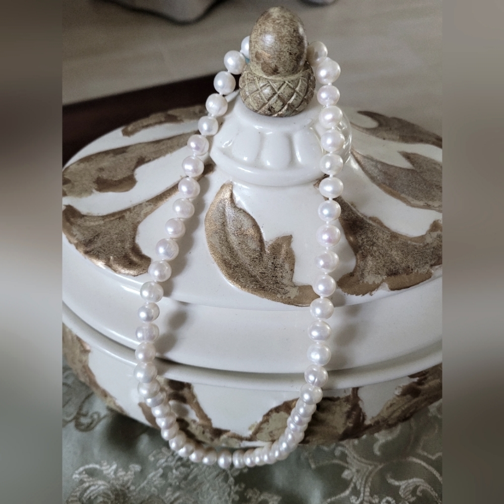 Effy 18 inch. Pearl Necklace